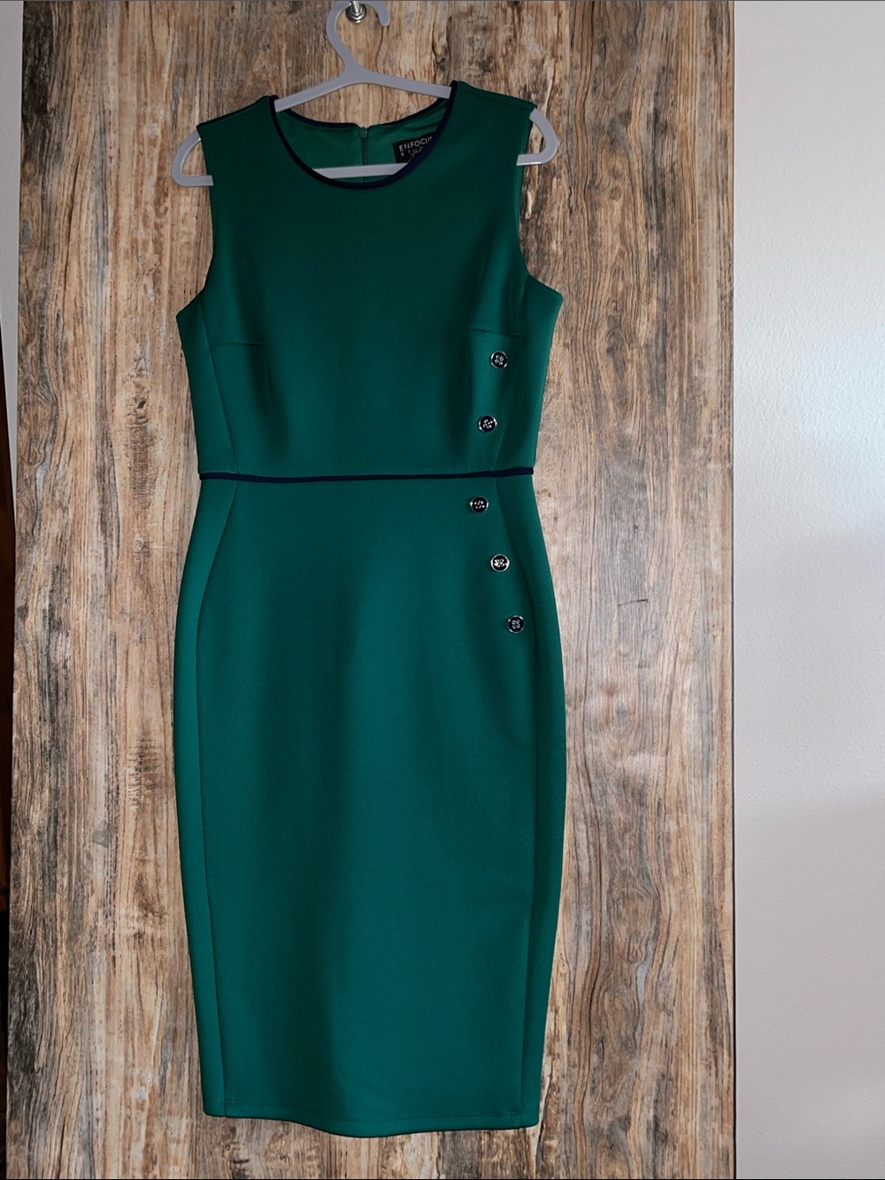 Evan Picone Emerald Sheath Dress with Contrast Trim